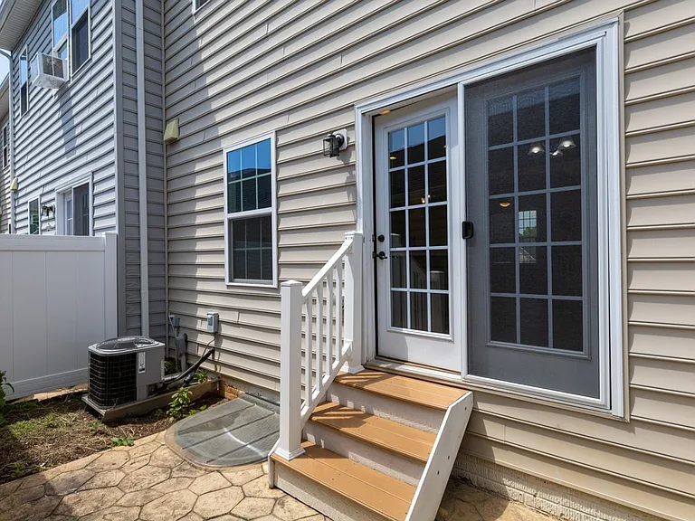 2023 Verona Ct — Photo 34