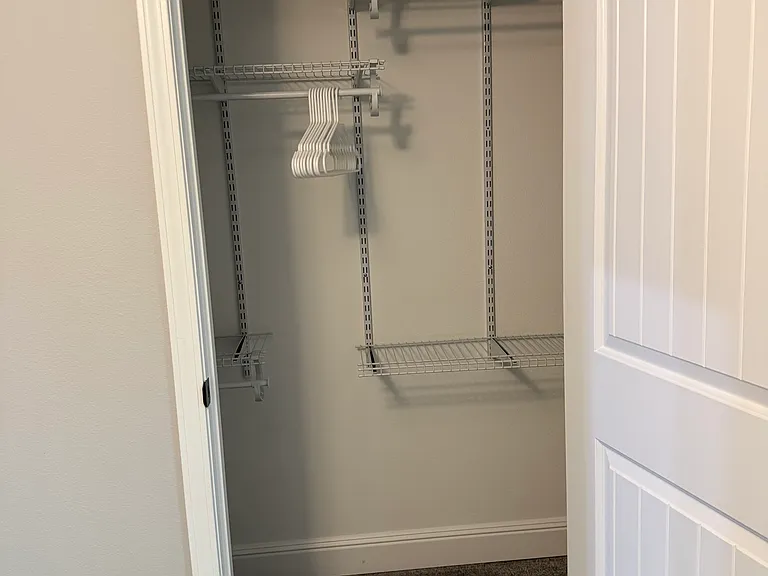 406 N Elliott St — Photo 9