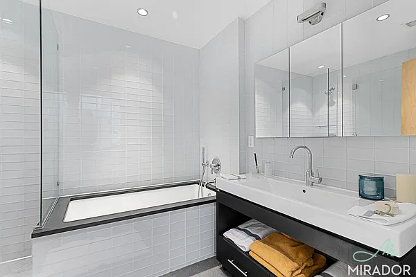 Rented by Mirador Real Estate | media 6