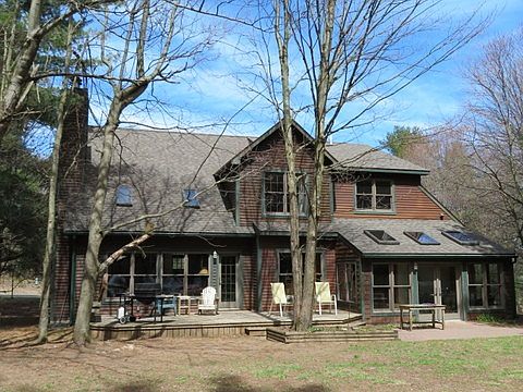 1st image of 83 Birch Dr