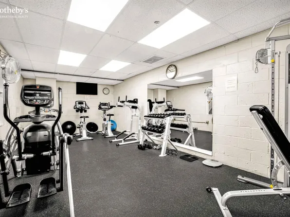 1255 5th Avenue image 7 of 11