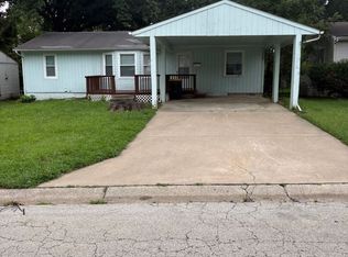 10811 Cambridge Ave, Kansas City, MO 64134