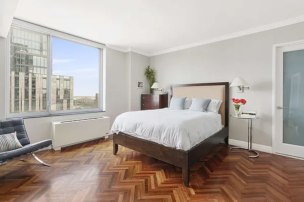 Sold by Compass | media 4