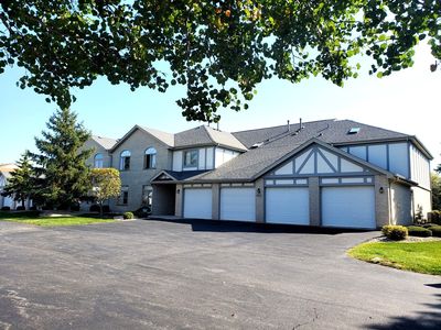 18327 Pine Lake Ct APT 2, Tinley Park, IL, 60477