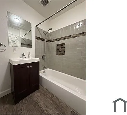 11810 Avalon Blvd — Photo 11