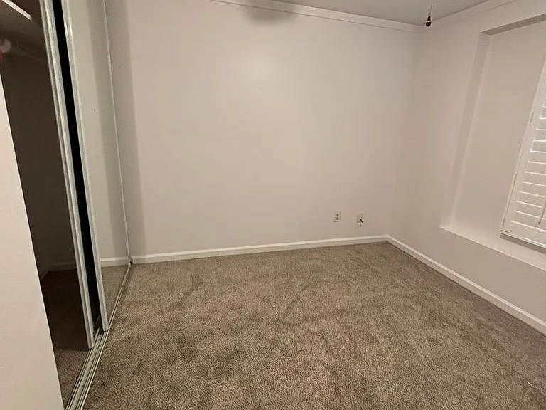 4122 Aragon Dr — Photo 8