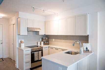 3rd image of 706 E 57th Ave #1539802