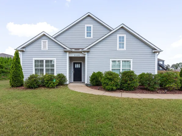 1118 Mountain Laurel Cir, Moody, AL 35004