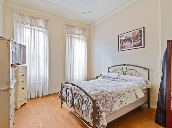 457 6th Street image 9 of 16