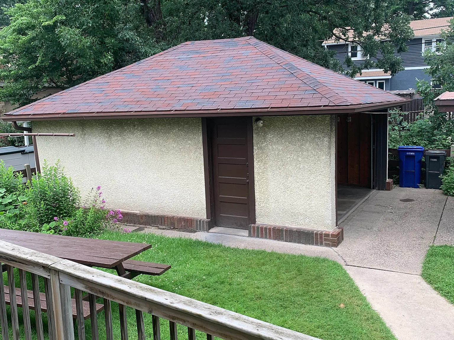 6 bed, 2.5 bath, $3,100 — Photo 2
