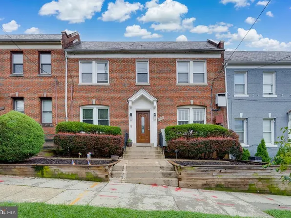 1333 Adams St NE APT 2, Washington, DC 20018