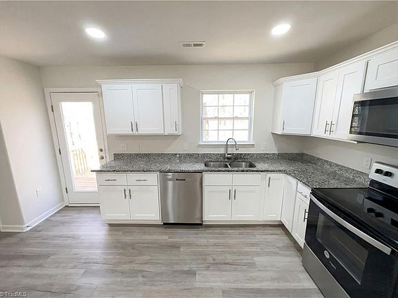 2nd image of 4694 Coltsfoot Rd