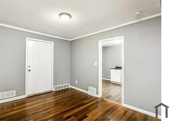 17181 Munich St — Photo 10