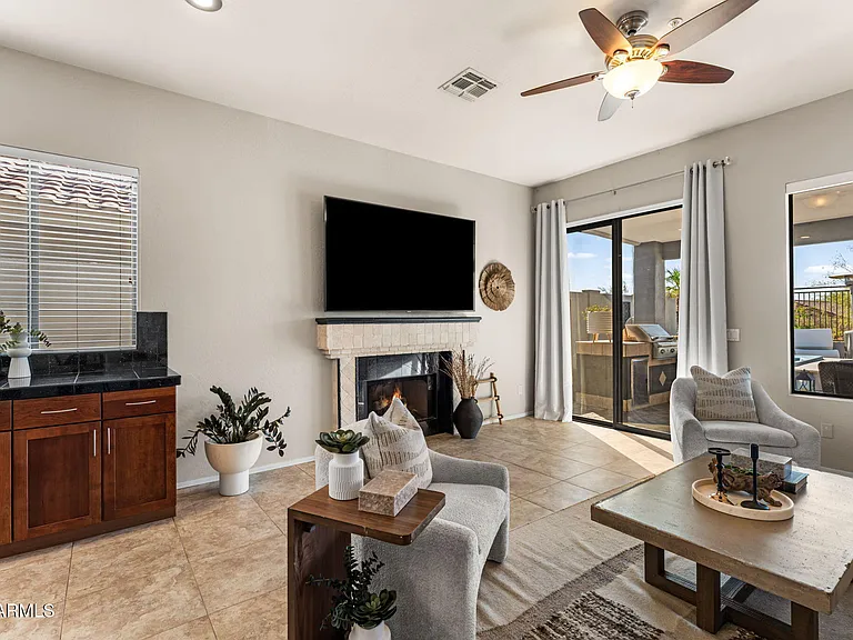 10318 E Tierra Buena Ln — Photo 11