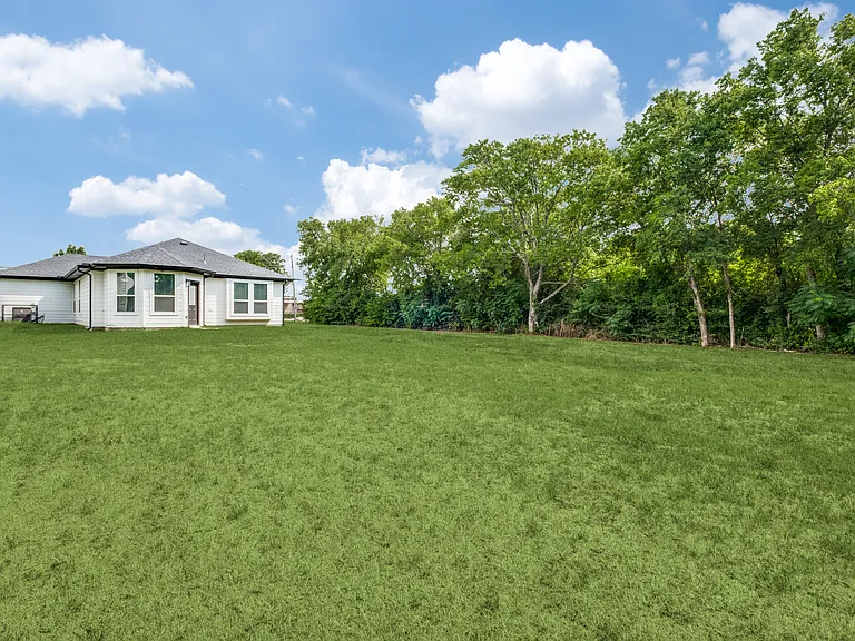 2918 Morgan Dr — Photo 12