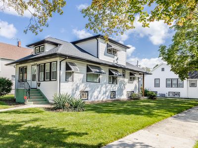 1403 N 18th Ave, Melrose Park, IL, 60160
