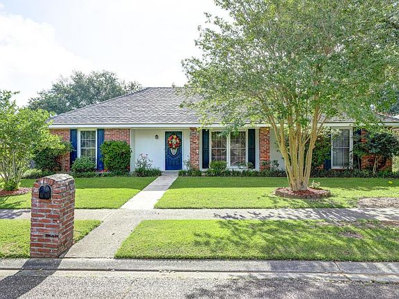 2nd image of 305 Upland Dr