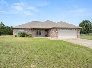 333 Wesley Crowell Rd, Leesville, LA 71446