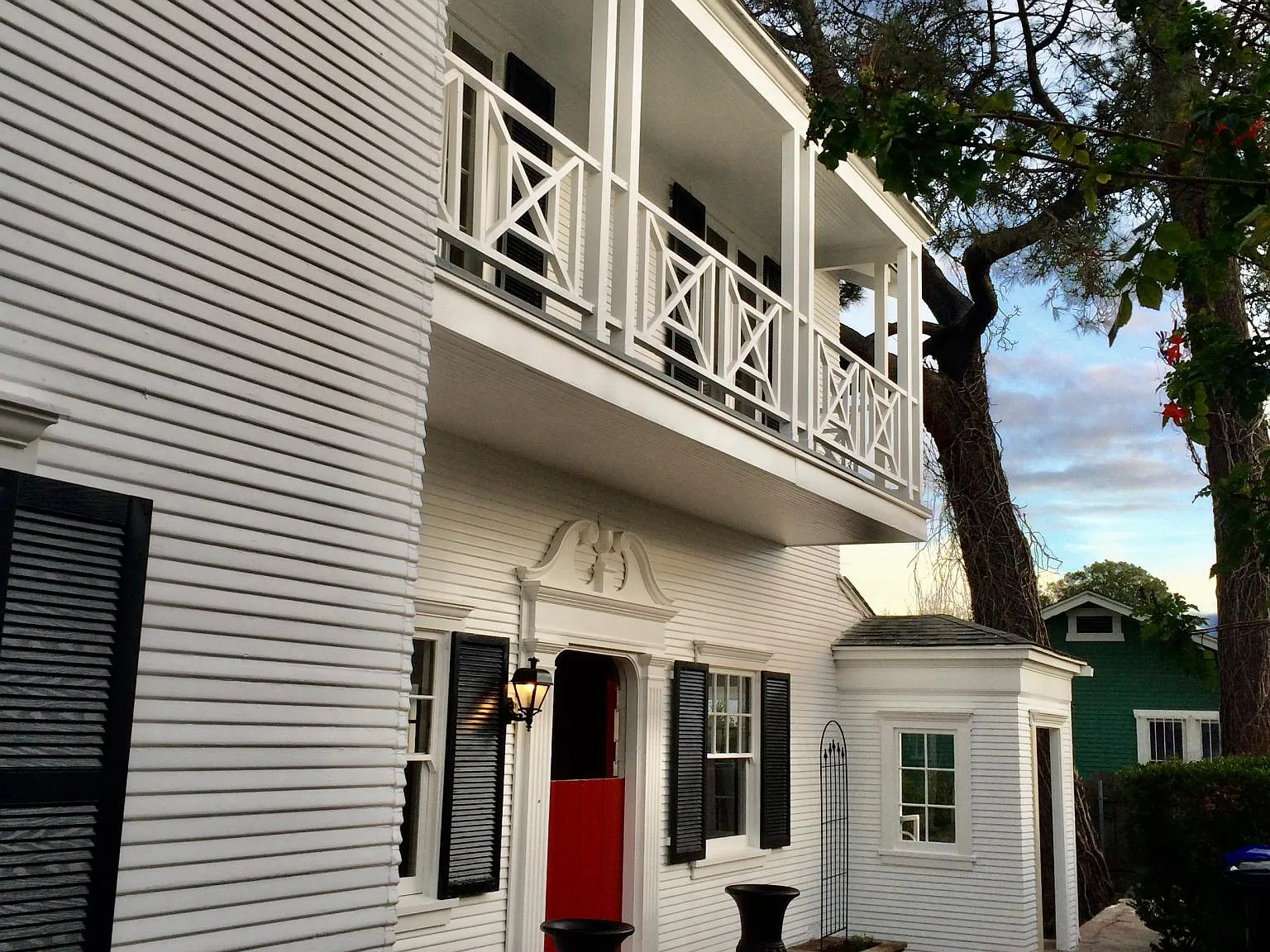 3177 A St — Photo 3