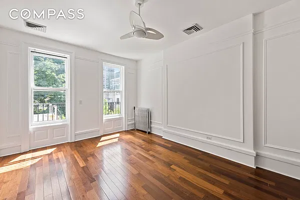 Sold by Compass | media 10