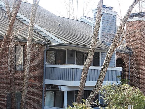 2nd image of 2851 Treestead Cir