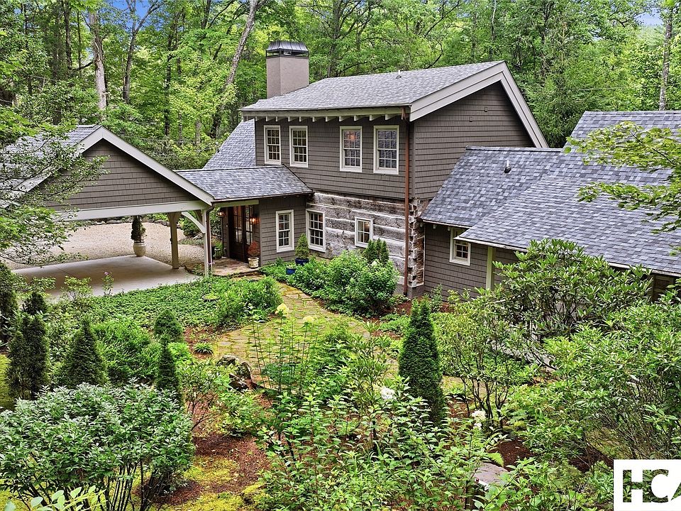 1st image of 343 Hemlock Circle
