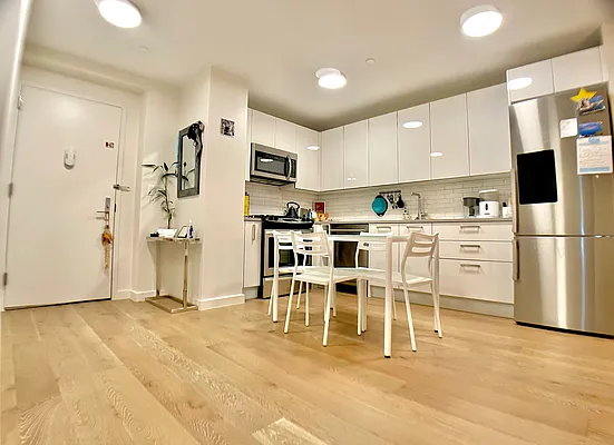 Rented by Berkshire Hathaway HomeServices New York Properties | media 27