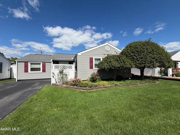307 Ash St, Altoona, PA 16602