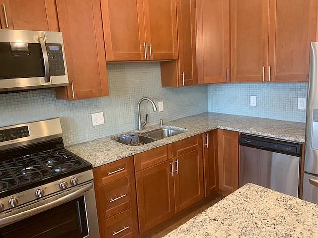2930 Saint Paul St #3 — Photo 13