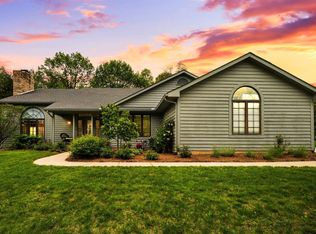 52633 Willow Bend Dr, Granger, IN 46530