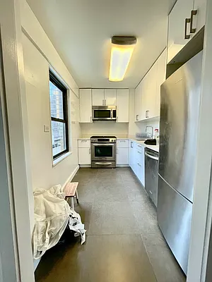 Rented by Olympia House Delaware LP | media 163