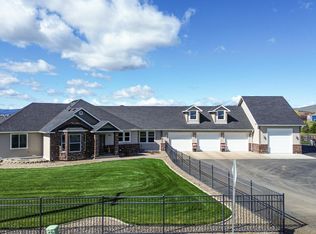 652 Friedline Rd, Yakima, WA 98908