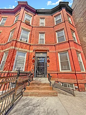 907 Jefferson Avenue 