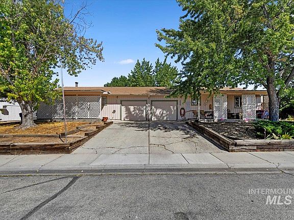 3rd image of 3834-3836 S Gulley Ave