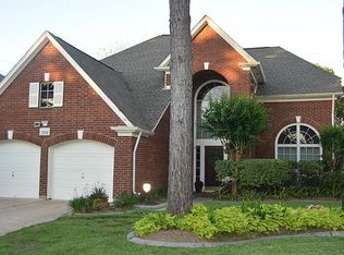7318 Wooded Valley Dr, Houston, TX 77095