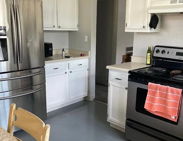12 Newton St #10 — Photo 2