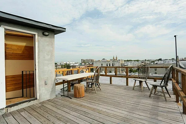 Rented by Nolita Group | media 2