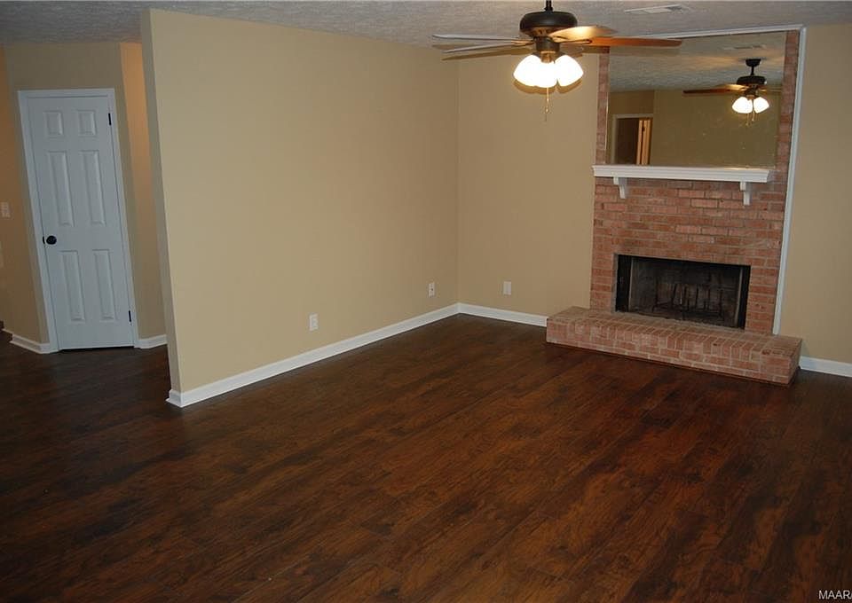 1st image of 3742 Lewis Ln