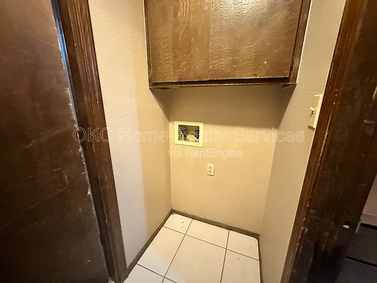 234 Barrett Pl — Photo 10