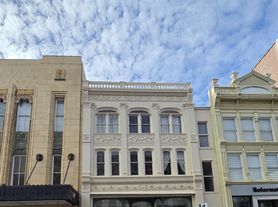 285K- 285 King Street