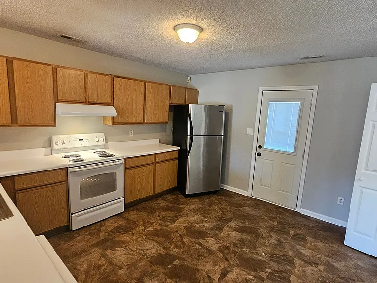 2125 Brandymill Ln — Photo 10