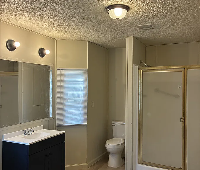 1305 N Floyd St #50 — Photo 10