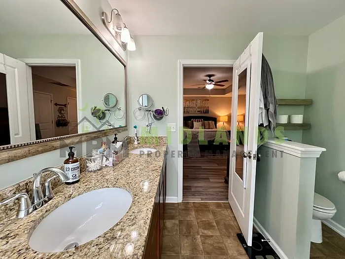 612 Calypso Ct — Photo 32