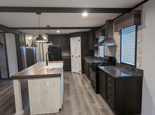 271 Declaration Ln, Flint, MI 48507