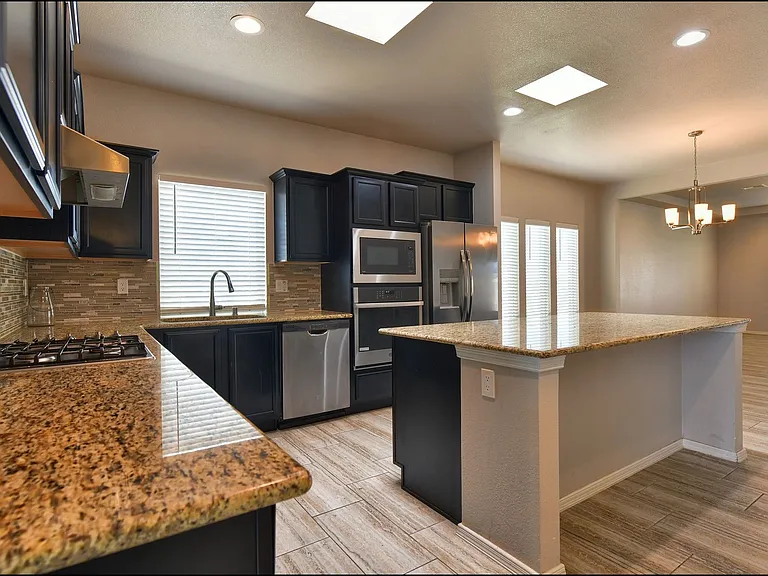 221 Jennice Cir — Photo 12
