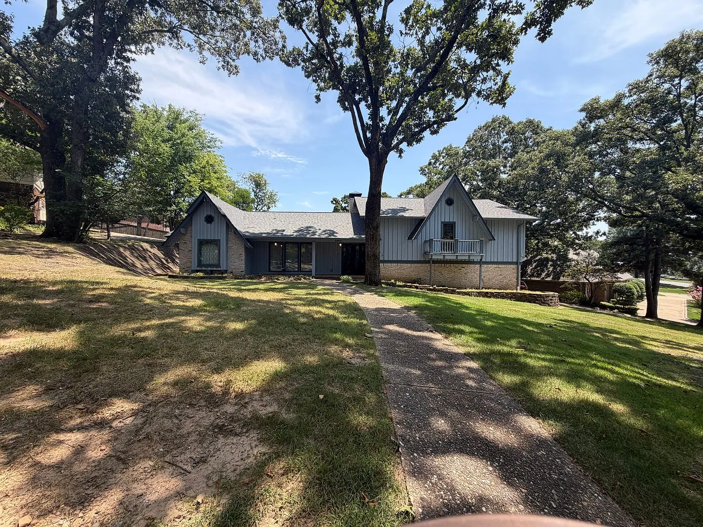 Rare Opportunity to Lease in Shady Valley — Photo 2
