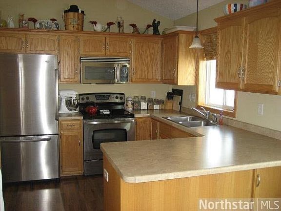 2nd image of 1024 S Chestnut Street