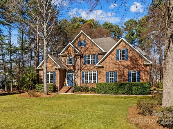109 Gannett Dr, Mooresville, NC 28117
