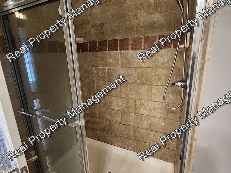 9405 W 142nd Pl — Photo 15