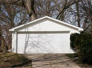 3707 Washington Ave, Des Moines, IA 50310